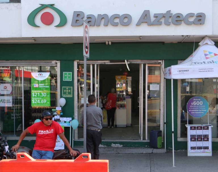 Banco Azteca Dólar