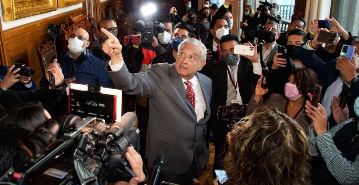 Andrés Manuel López Obrador, presidente de México, realizó un recorrido junto a medios de comunicación  en la sala “Daniel Cabrera” de Palacio Nacional.